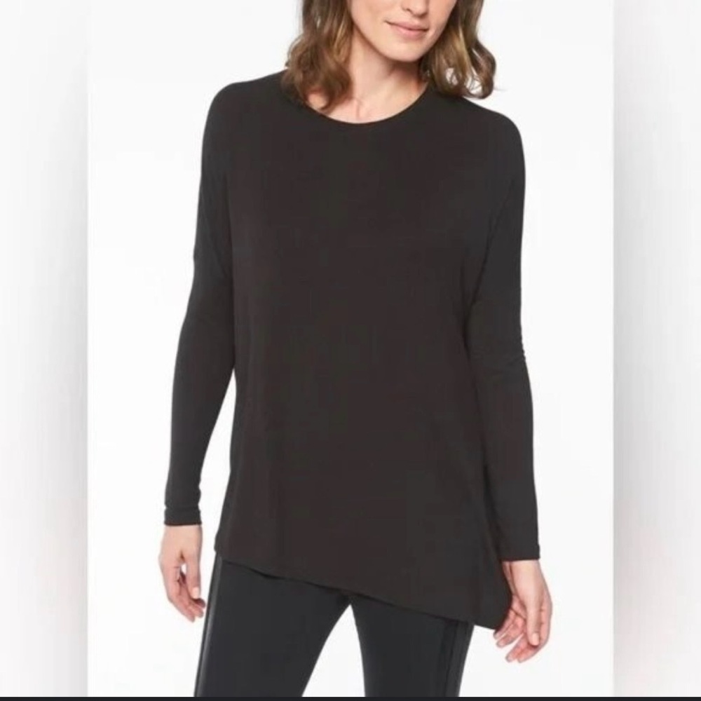 Athleta cloud light long sleeve relaxed asymmetrical top in black- Size XS
